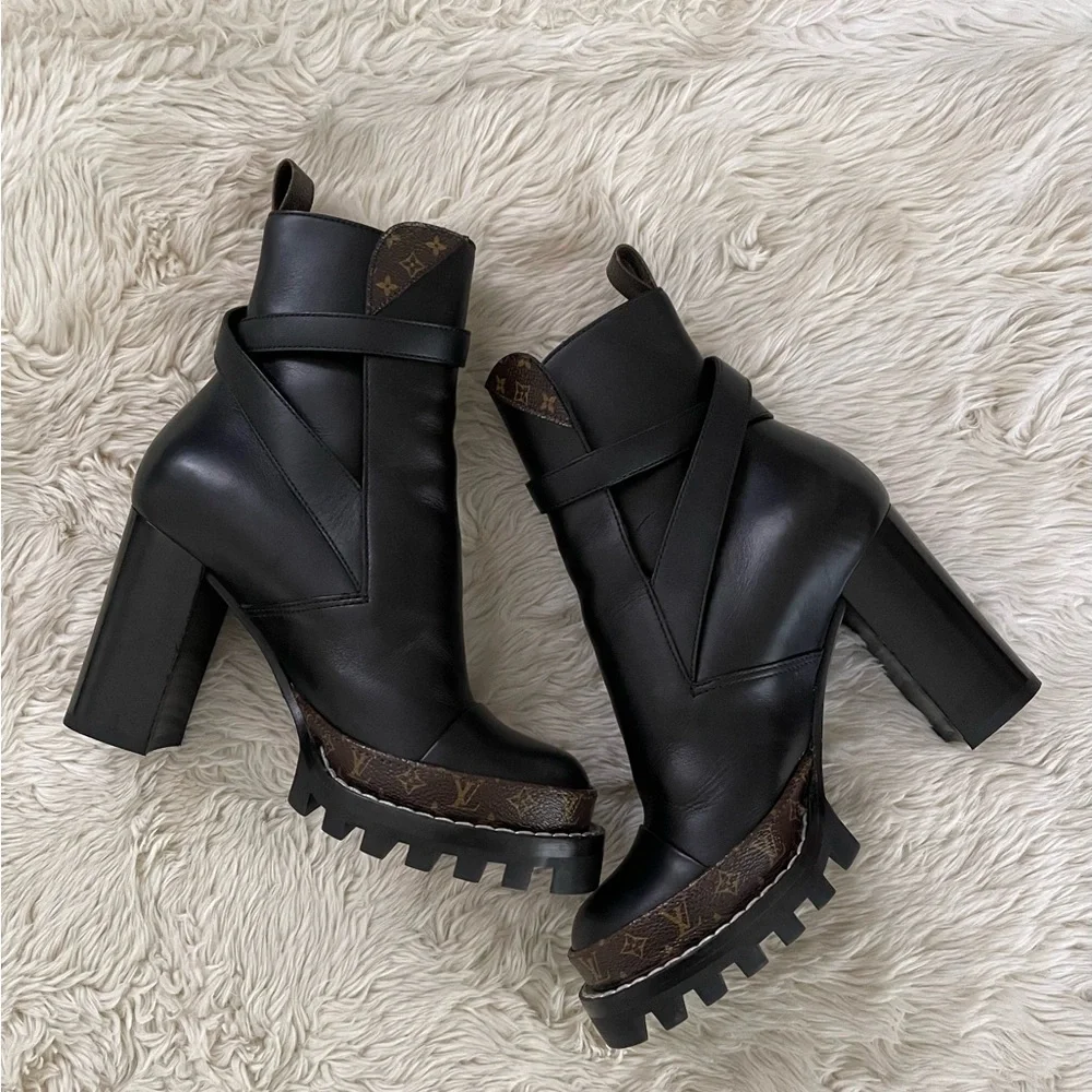 Louis Vuitton Star Trail Ankle Boot Size EU38 US7